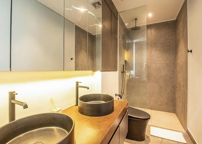 Modern 4Br Canggu Retreat Just 8Mins To The Beach Villa Canggu