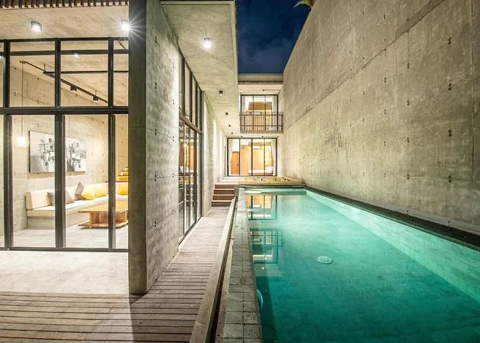 Modern 4 Bedroom Heart Of 8mins To Villa