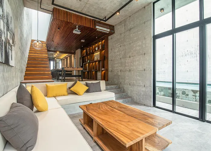 Modern 4 Bedroom Heart Of 8mins To Villa Canggu (Bali)