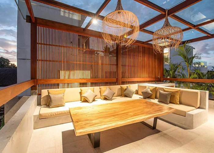 Modern 4 Bedroom Heart Of 8mins To * Canggu (Bali)