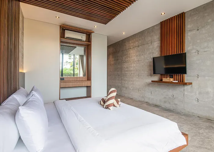 Villa Modern 4 Bedroom Heart Of 8mins To Canggu (Bali)