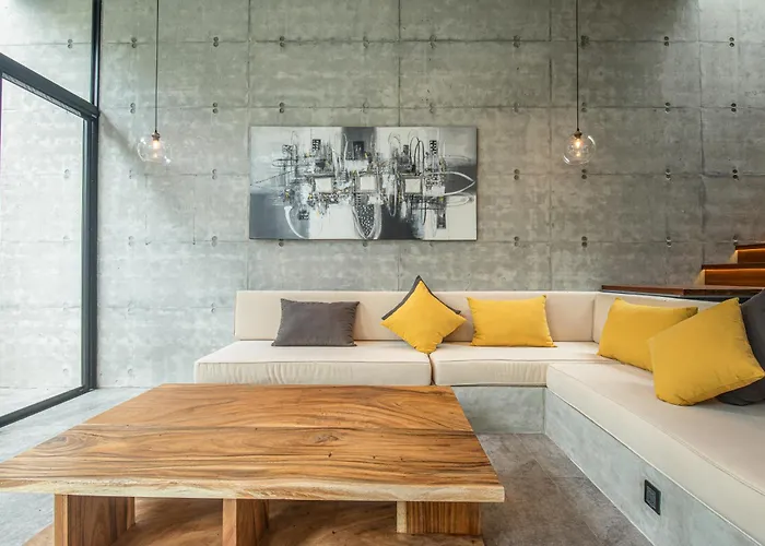 Modern 4Br Canggu Retreat Just 8Mins To The Beach Villa *