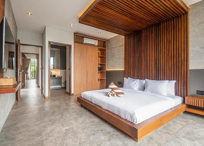Modern 4 Bedroom Heart Of 8mins To Villa Canggu (Bali)