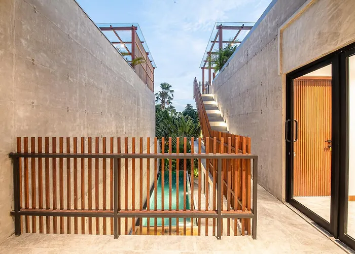 Modern 4 Bedroom Heart Of 8mins To * Canggu (Bali)